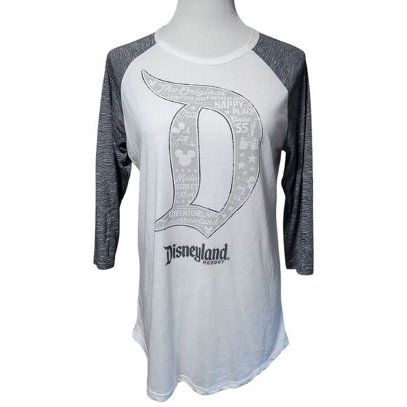 Disney Parks Disneyland Baseball Tee Womens Large NWT - Picture 1 of 9